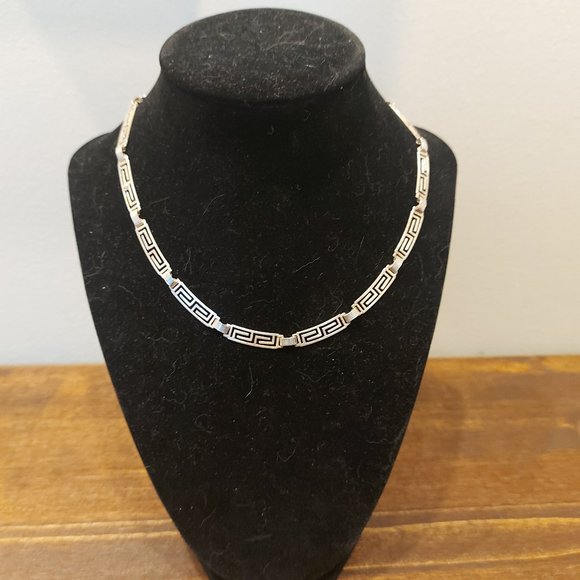 Mexican 925 Silver Greek Infinity Key Necklace - Picture 1 of 9